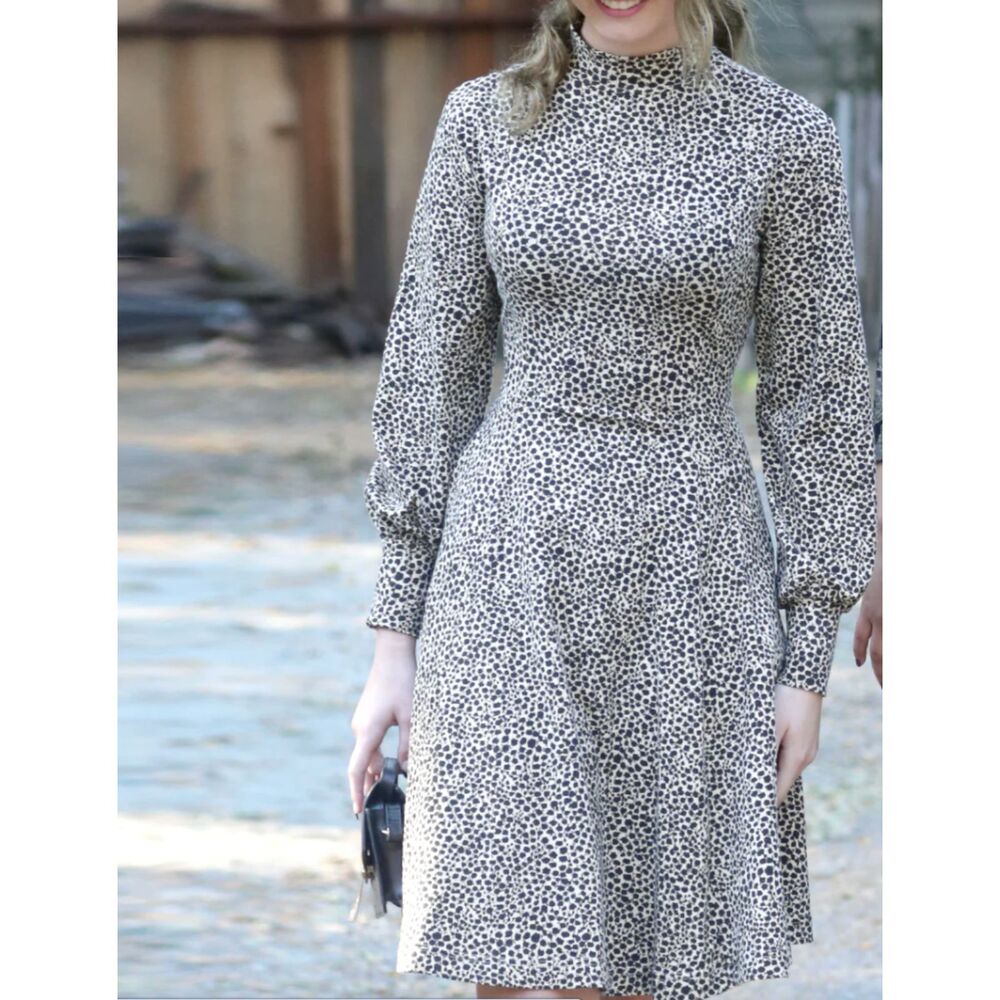 ~ NEW ModCloth M Dress Effie's Heart Cotton Spandex Pockets Long Sleeves Floral - Picture 13 of 15